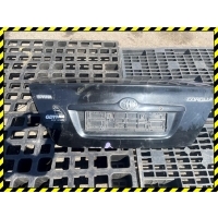 Крышка багажника (дверь 3-5) Toyota Corolla E120 2004