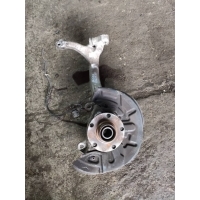 Кулак поворотный правый Audi A4 B7 2005
