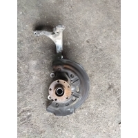 Кулак поворотный правый Audi A8 D3 (S8) 2004
