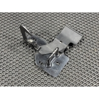 Крюк капота Audi Q7 4L 2008 4L0823480A