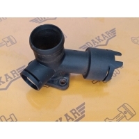 фланец системы охлаждения Volkswagen Touareg 7LA, 7L6, 7L7 2008 03H121133, 03H121131