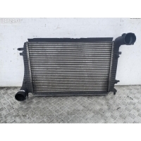 Радиатор интеркулера Volkswagen Passat B6 2006 1C0145803E
