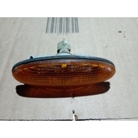 Повторитель в крыло Mazda 626 GE B01W51120