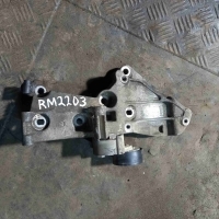 Кронштейн генератора Renault Megan 2(2002-2009) 2006 8200425034