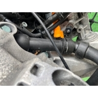Фланец (тройник) системы охлаждения Volkswagen Passat B5 2001 038121121B
