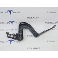 Петля капота правая Tesla Model Y 2022 1660527-00