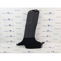 Обшивка стойки правая нижняя Tesla Model Y 2022 1622180-00,1718033-95,1718035-00,1494624-00