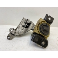 подушка двигателя RENAULT DUSTER 1 2010-2020 112103095R, 112849073R