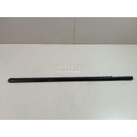 Накладка стекла заднего правого Land Rover Discovery III (2004 - 2009) CGE000502