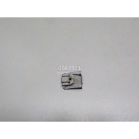 Скоба крепежная Mercedes Benz W203 (2000 - 2006) A0049943145