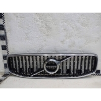 Решетка радиатора Volvo V90 Cross Country