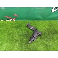 Кронштейн фары BMW 3 E46 2003 63128380188