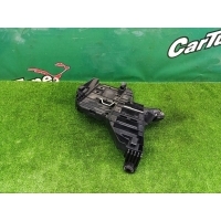 Кронштейн фары Porsche Cayenne 957 2008 7l5941046, 95563104400
