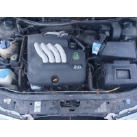 Крышка двигателя колпачок крышка skoda октавия i 1 2003 год aqy 2.0 benz код 9570