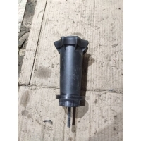 Крепление запаски Volkswagen Passat B5 2000 8D0803899B