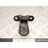 петля двери передней правой Toyota RAV4 2 (XA20) 2002