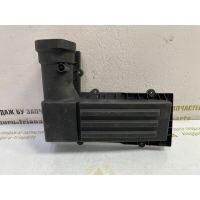 Корпус воздушного фильтра Volkswagen Passat B6 3C2 2005-2010 3C0129620A
