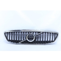 Решетка радиатора Volvo V40 2 MV 2012-2016 31425337