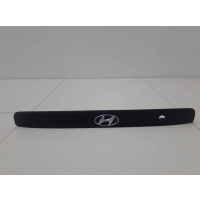 Накладка крышки багажника Hyundai Hyundai Accent (LC, Tagaz) 2000-2012 8737125001