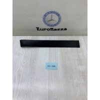 Нижний молдинг переднего крыла левый Mercedes W210 Mercedes W210 E 1995-2002 A2106902562