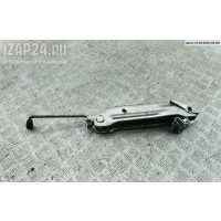 Домкрат Volkswagen Golf-4 2001