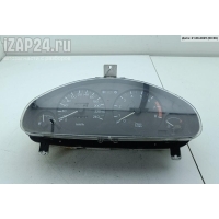 Щиток приборный (панель приборов) Mitsubishi Carisma 1996 MR270100
