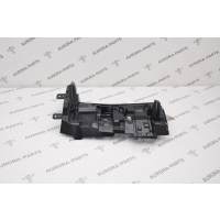 Кронштейн крепления заднего бампера внутренний (-M-) RH BMW X5 G05 2018 51128086292