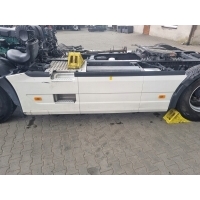 Застройка крышка обтекатель międzyosiowa левая volvo fh 4 fh 5