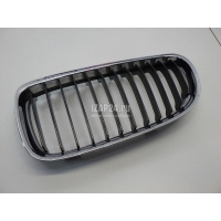 Решетка радиатора левая BMW 3-serie E90/E91 (2005 - 2012) 51137201967