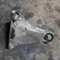 Кронштейн двигателя Audi 80 B4 1994 8a0199308d
