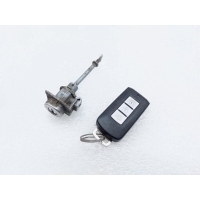 Ключ зажигания Mitsubishi Pajero Sport KS0W 2020 6370C158, 8637B107, 6370C045