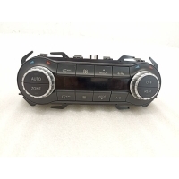 Блок управления климат-контролем Mercedes-Benz B-Class W246 A2469004605