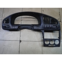 Накладка на панель приборов Kia Spectra I рестайлинг 2 (2004—2011) 2007 0K2N255420CD