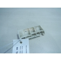 Направляющая заднего бампера правая Nissan Note (E11) (2006 - 2013) 852289U000