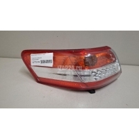 Фонарь задний наружный левый Toyota Camry V40 (2006 - 2011) 8156106440