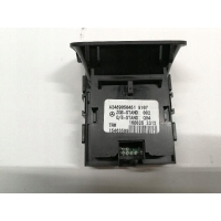 Przycisk hamulca ręcznego MERCEDES-BENZ B (W246, W242) A2469050451 1.8L