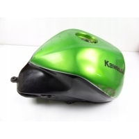 Бачёк топлива плотен kawasaki с 750 z750 07-13