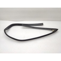 Уплотнитель стекла двери BMW 5-Series F10 F11 2009 51337182273