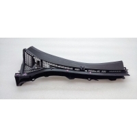Водосток лобового стекла (жабо) Mazda 3 BL 2013 BBM4507R0A, BBM4507R1