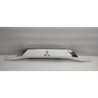 Накладка двери багажника Mitsubishi Outlander GF2W 2012> 5817A265WA, 5817A265