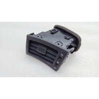 Дефлектор воздушный Infiniti M37 Y51 2010-2014 687611MA0A