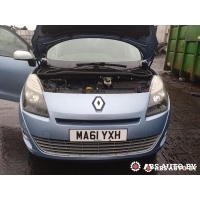 Бампер передний Renault Grand Scenic 3 2011