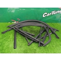 Уплотнители стекол BMW 3 E46 Individual 2004 51338266124