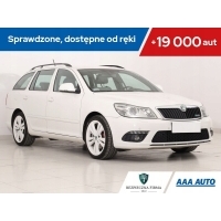 Skoda октавия rs 2.0 tsi , dsg , кожа , ксенон