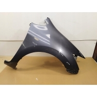 Крыло правая переднего toyota auris i 2006 - 2009 цвет 1g3