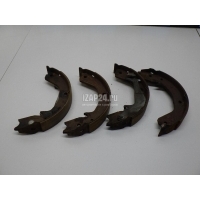 Колодки ручного тормоза к-кт Mitsubishi Pajero/Montero III (V6, V7) (2000 - 2006) MN150861