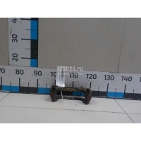 Скоба суппорта переднего Mitsubishi Outlander (CU) (2001 - 2008) MR569361