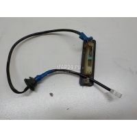 Кнопка открывания багажника Toyota RX 300/330/350/400h (2003 - 2009) 8484021010