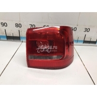 Фонарь задний наружный правый Hella Touran (2003 - 2010) 2SD010468101