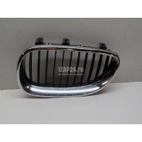 Решетка радиатора левая BMW 5-serie E60/E61 (2003 - 2009) 51137027061